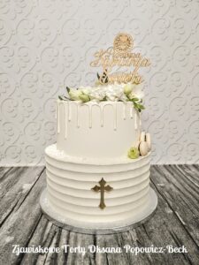 drip cake na komunie toper krzyzyk